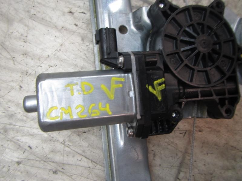 Recambio de elevalunas trasero derecho para renault zoe referencia OEM IAM  128001071E 