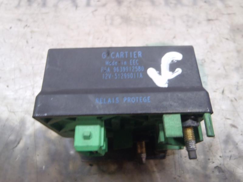 Recambio de caja precalentamiento para lancia phedra (180) 2.2 jtd 16v emblema referencia OEM IAM   