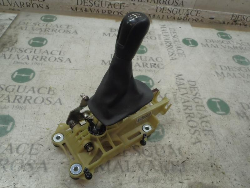Recambio de palanca cambio para volvo c30 1.6 d momentum referencia OEM IAM 31325014  