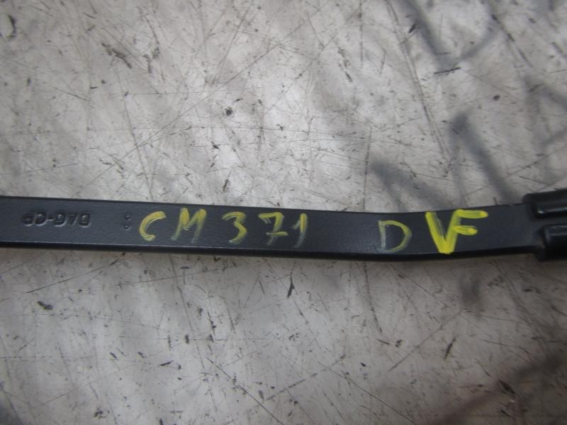 Recambio de brazo limpia delantero derecho para peugeot 407 sw premium referencia OEM IAM   