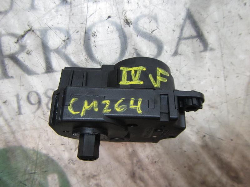 Recambio de motor apertura trampillas climatizador para renault zoe referencia OEM IAM   