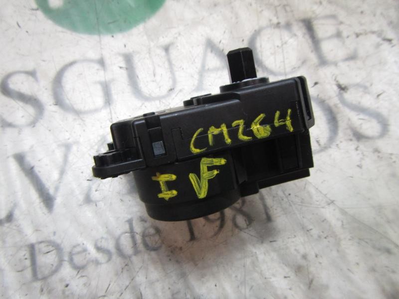 Recambio de motor apertura trampillas climatizador para renault zoe referencia OEM IAM   