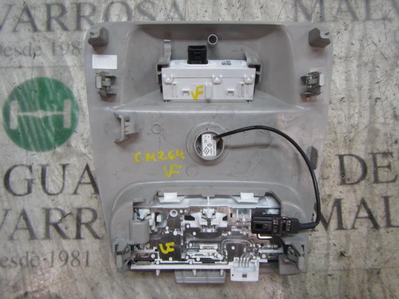 Recambio de piloto interior para renault zoe referencia OEM IAM   