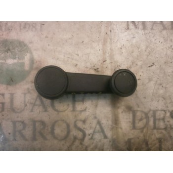 MANETA ELEVALUNAS TRASERA DERECHA 