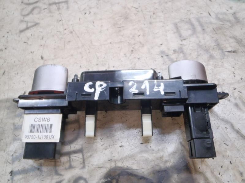 Recambio de warning para hyundai i20 comfort referencia OEM IAM 937701J100UX 937501J100VX 