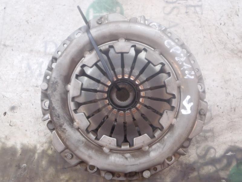 Recambio de kit embrague para hyundai i20 comfort referencia OEM IAM 4110002701  