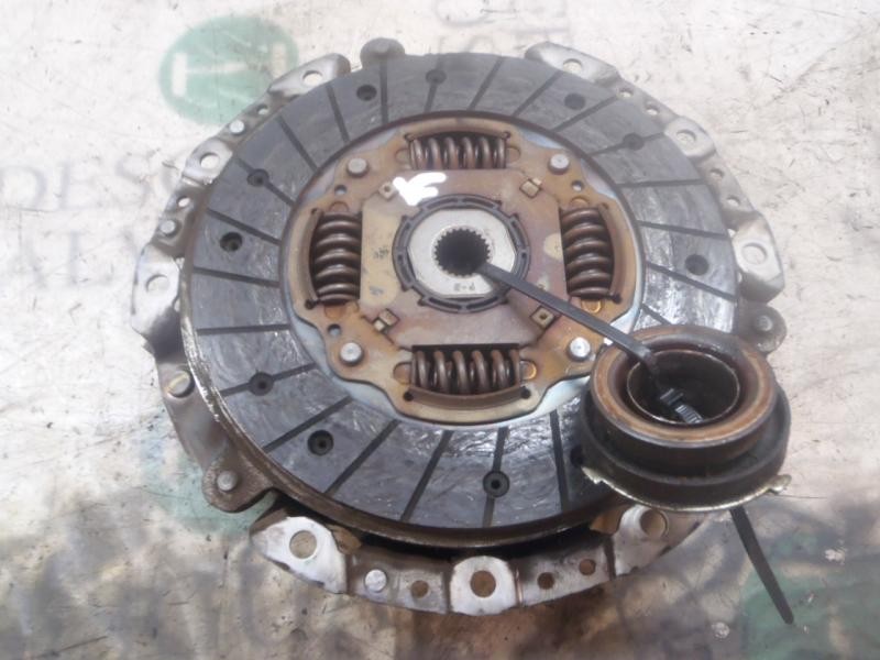 Recambio de kit embrague para hyundai i20 comfort referencia OEM IAM 4110002701  