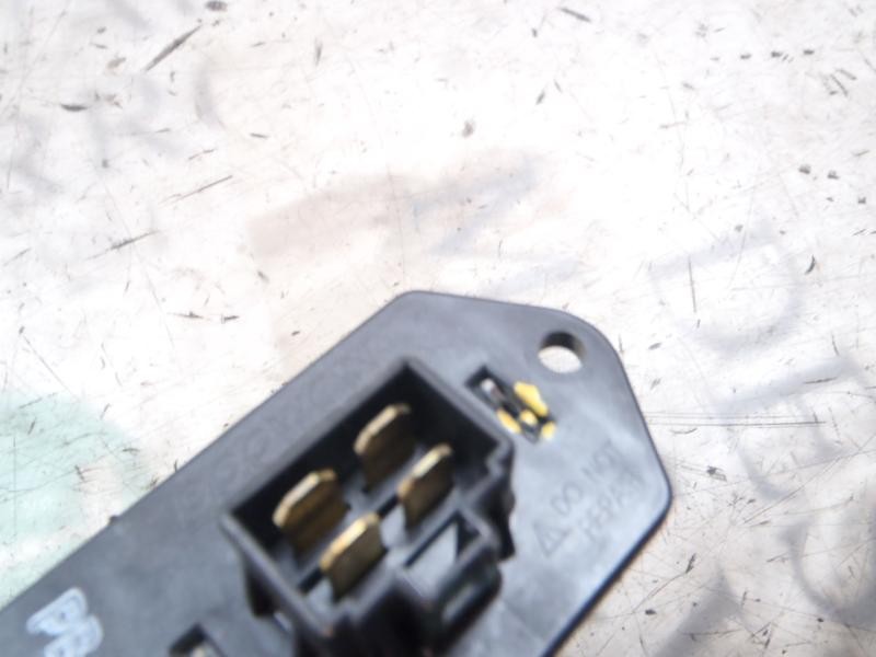 Recambio de resistencia calefaccion para hyundai i20 comfort referencia OEM IAM 971281J000  