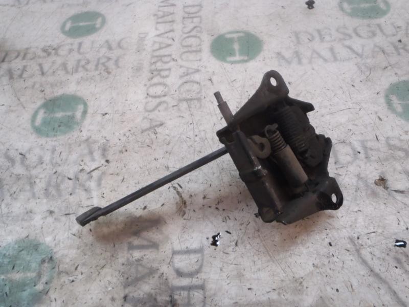 Recambio de cerradura capot para kia sorento 2.5 crdi concept referencia OEM IAM 811303E000  