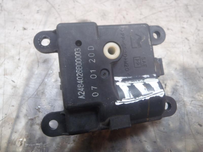 Recambio de motor apertura trampillas climatizador para ssangyong actyon 200 xdi referencia OEM IAM   