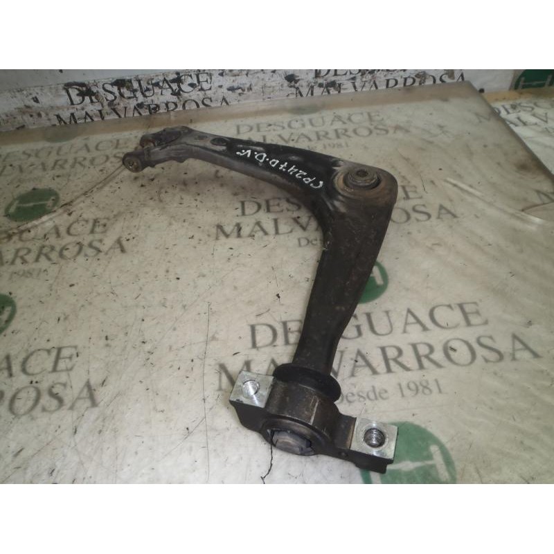 Recambio de brazo suspension inferior delantero derecho para peugeot 407 st confort referencia OEM IAM   