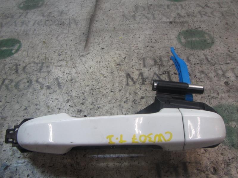 Recambio de maneta exterior trasera izquierda para toyota yaris 1.0 cat referencia OEM IAM 692110D904  