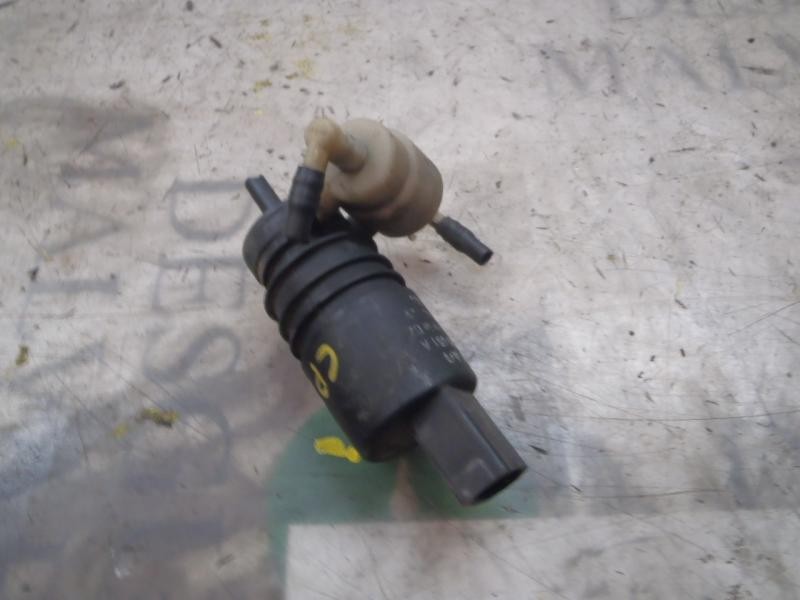 Recambio de bomba limpia para volkswagen caddy ka/kb (2k) furg. referencia OEM IAM 1K6955651  