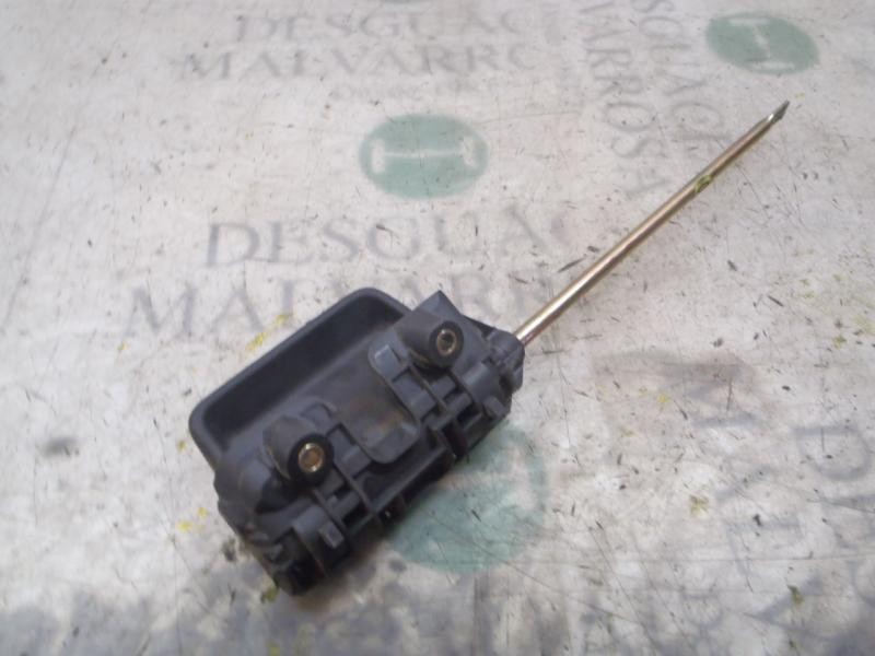 Recambio de maneta interior lateral derecha para volkswagen caddy ka/kb (2k) furg. referencia OEM IAM 7E0843642B9B9  