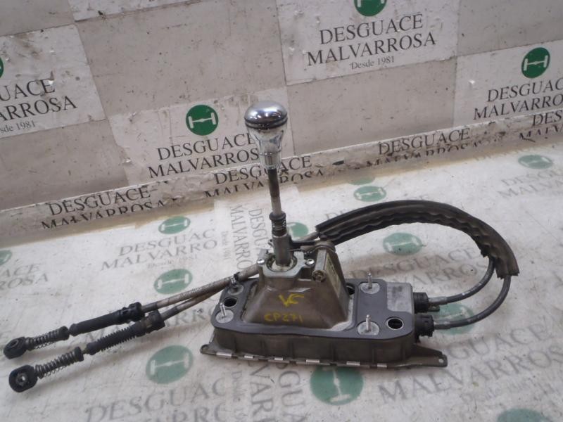 Recambio de palanca cambio para volkswagen caddy ka/kb (2k) furg. referencia OEM IAM 1K0711112  1K0711061A