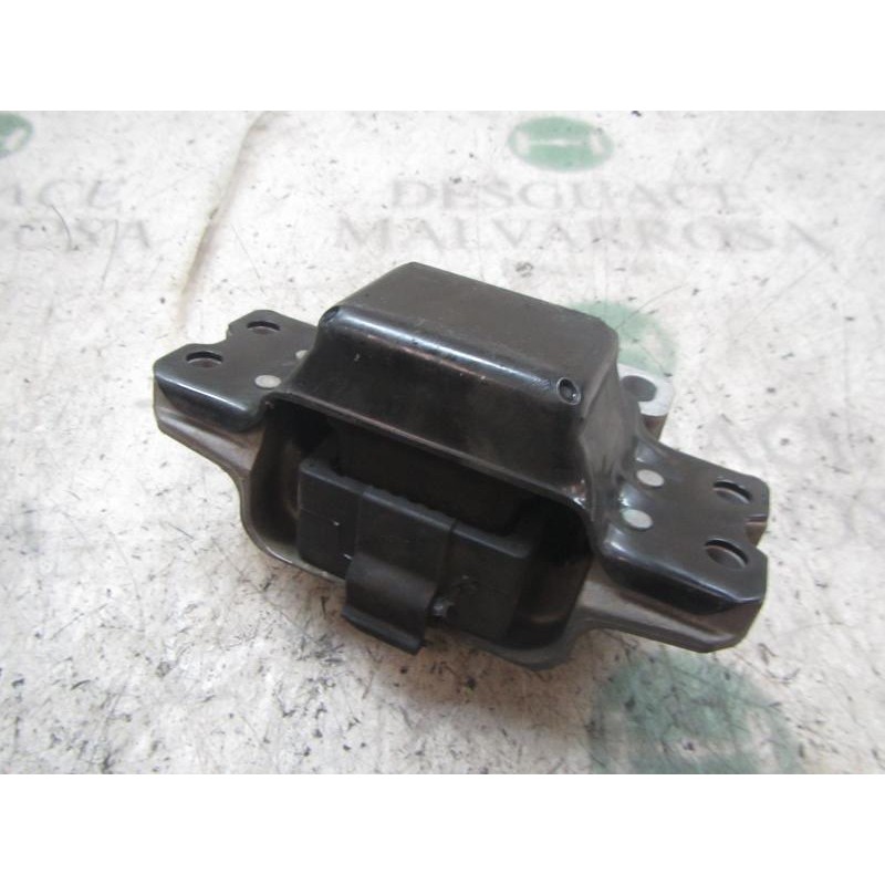 Recambio de soporte motor izquierdo para volkswagen caddy ka/kb (2k) furg. referencia OEM IAM 1K0199555M  