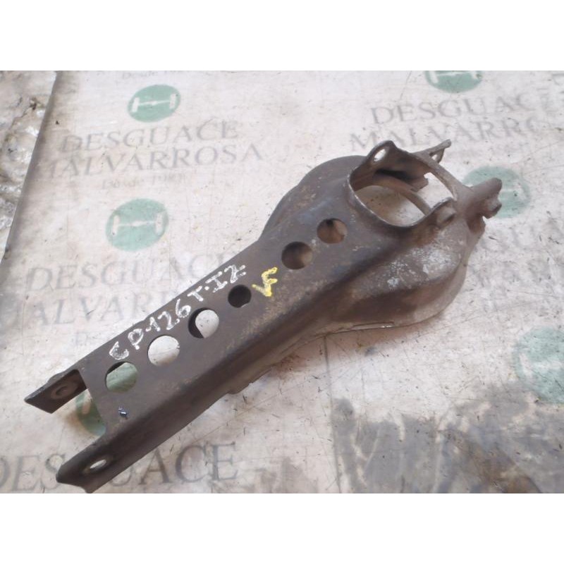 Recambio de brazo suspension inferior trasero izquierdo para volvo s60 berlina 2.4 d referencia OEM IAM 30666558  