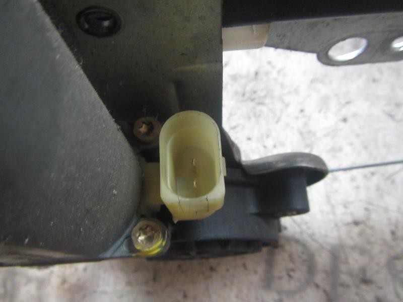 Recambio de elevalunas trasero derecho para volvo s60 berlina 2.4 d referencia OEM IAM 31253720  