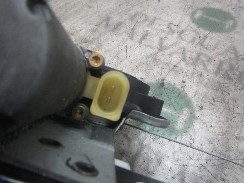 Recambio de elevalunas trasero izquierdo para volvo s60 berlina 2.4 d referencia OEM IAM 31253719  