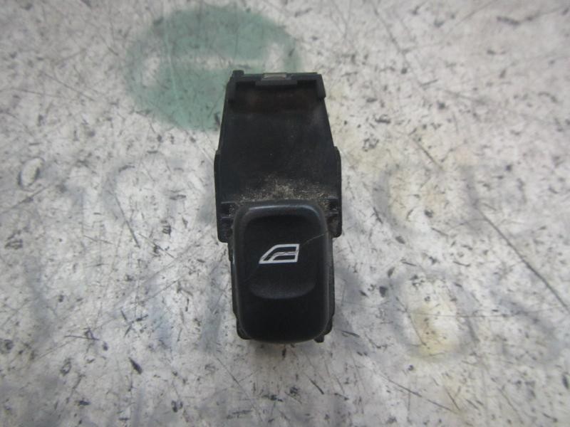 Recambio de mando elevalunas trasero izquierdo para volvo s60 berlina 2.4 d referencia OEM IAM   