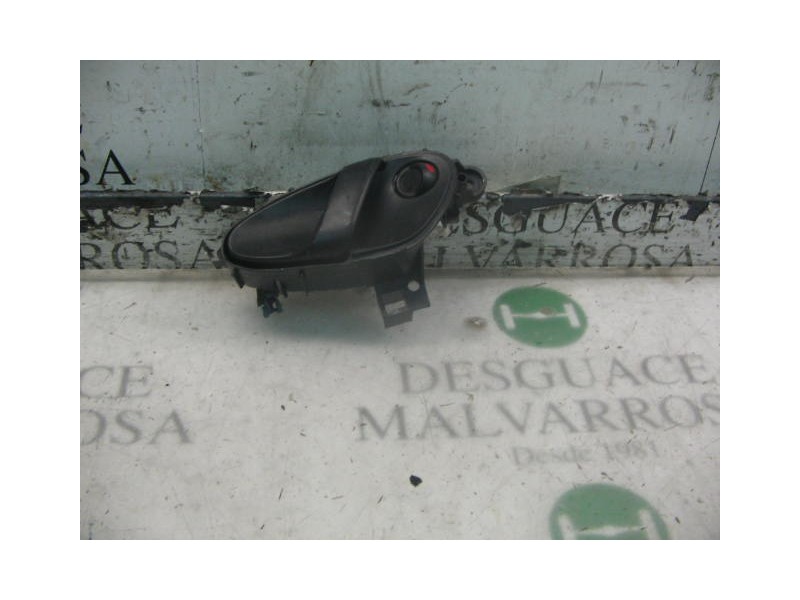 Recambio de maneta interior delantera izquierda para citroën xsara coupe 1.6 vtr referencia OEM IAM   