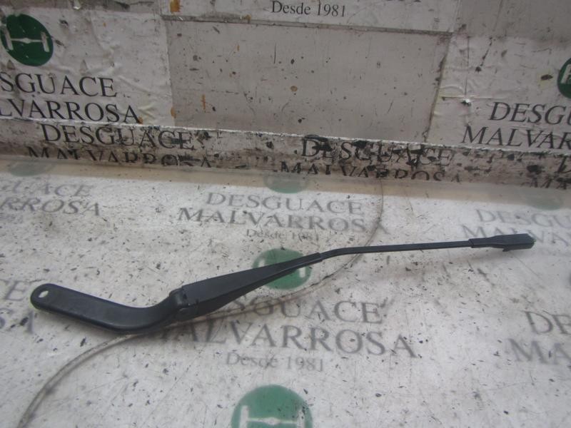 Recambio de brazo limpia delantero derecho para bmw serie 1 berlina (e81/e87) 116i referencia OEM IAM 61619450004  