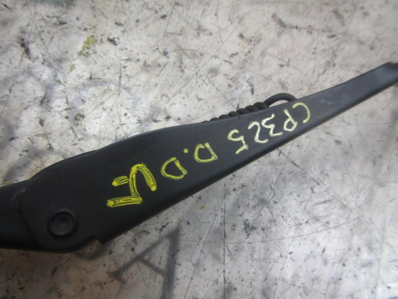 Recambio de brazo limpia delantero derecho para bmw serie 1 berlina (e81/e87) 116i referencia OEM IAM 61619450004  