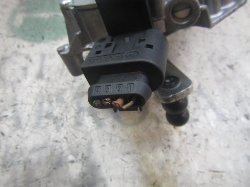 Recambio de motor limpia delantero para bmw serie 1 berlina (e81/e87) 116i referencia OEM IAM 61617192963 6925706 