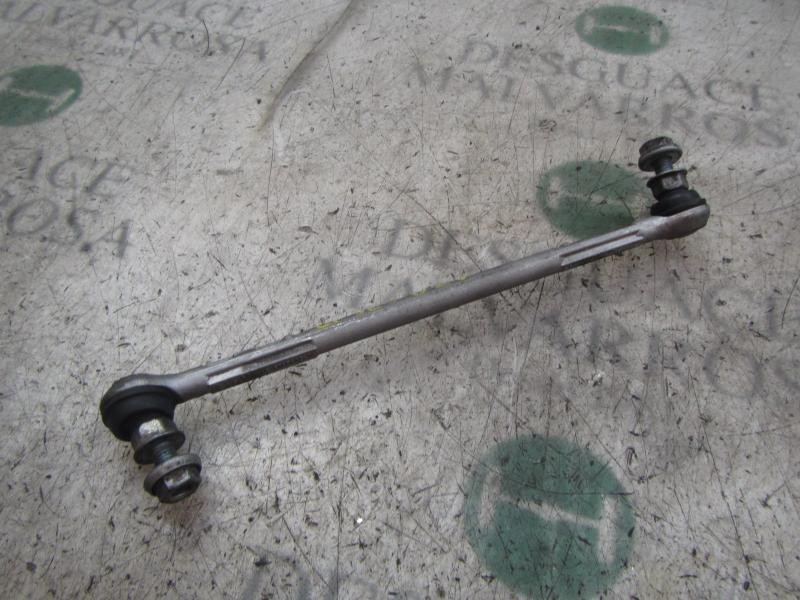 Recambio de tirante delantero izquierdo para bmw serie 1 berlina (e81/e87) 116i referencia OEM IAM 31356765933  