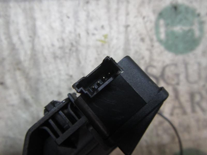 Recambio de cerradura maletero / porton para bmw serie 1 berlina (e81/e87) 120d referencia OEM IAM 51247840617  