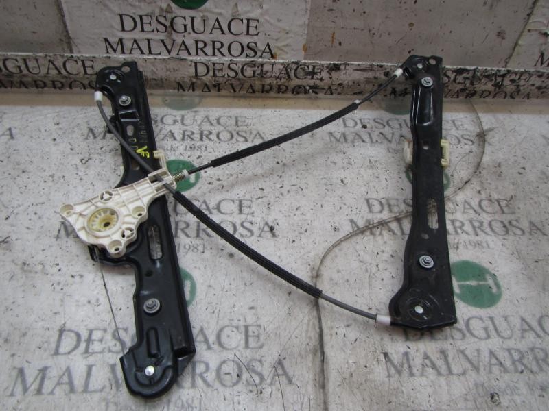 Recambio de elevalunas delantero derecho para bmw serie 1 berlina (e81/e87) 120d referencia OEM IAM 51337138466  