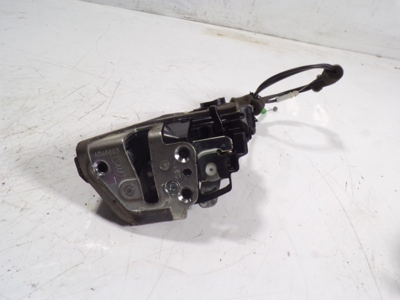 Recambio de cerradura puerta trasera izquierda para toyota rav 4 (a3) executive referencia OEM IAM 6906042021 9080715 9080715