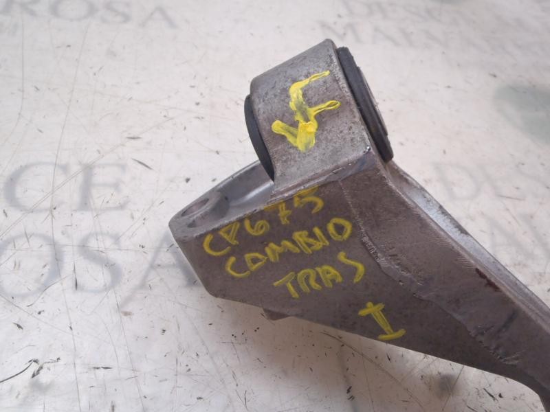 Recambio de soporte cambio para volvo c30 1.6 d momentum referencia OEM IAM 30723850  