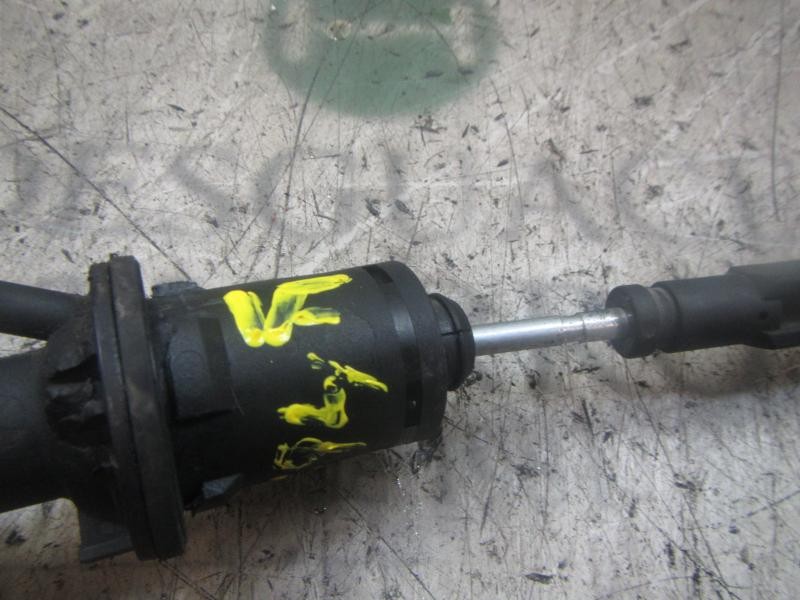 Recambio de bomba embrague para peugeot 308 confort referencia OEM IAM   