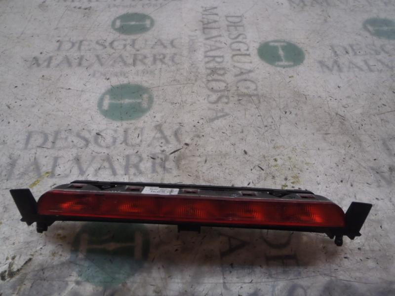 Recambio de piloto trasero central para citroën c8 hdi 173 fap exclusive referencia OEM IAM   