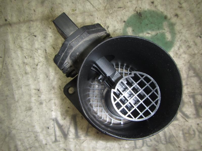 Recambio de caudalimetro para volkswagen caddy ka/kb (2k) life referencia OEM IAM 038906461B 038906461B 0281002531