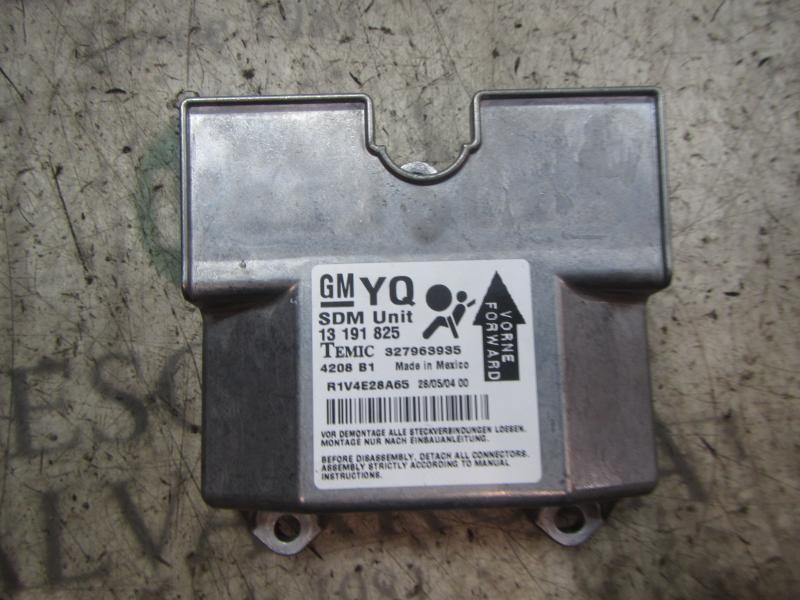 Recambio de centralita airbag para opel astra h berlina cosmo referencia OEM IAM   