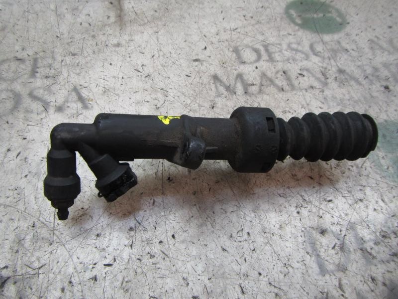 Recambio de bombin embrague para peugeot 307 break/sw (s2) d-sign referencia OEM IAM   