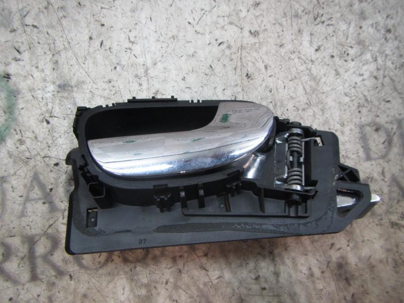 Recambio de maneta interior delantera derecha para peugeot 307 break/sw (s2) d-sign referencia OEM IAM   