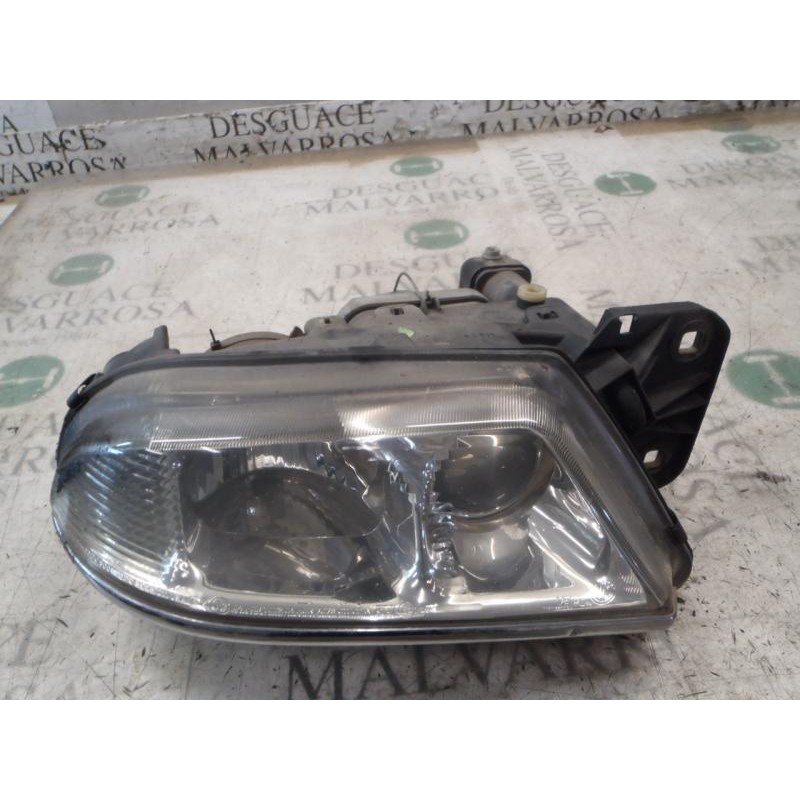 Recambio de faro derecho para alfa romeo 166 2.4 jtd referencia OEM IAM   