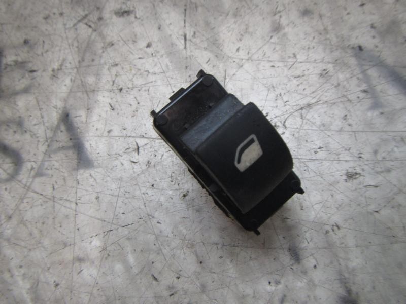 Recambio de mando elevalunas trasero derecho para citroën c4 berlina collection referencia OEM IAM   