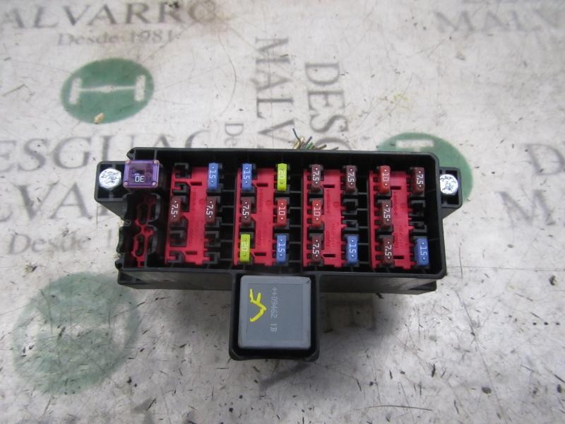 Recambio de caja reles / fusibles para ford fiesta (cb1) trend referencia OEM IAM   
