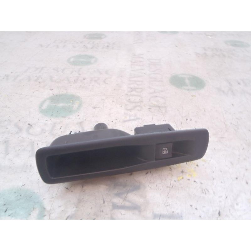 Recambio de mando elevalunas trasero izquierdo para renault scenic iii 1.5 dci diesel fap referencia OEM IAM 254010003R  