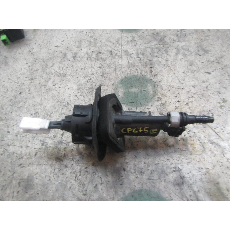 Recambio de bomba embrague para volvo c30 1.6 d momentum referencia OEM IAM 31367403  