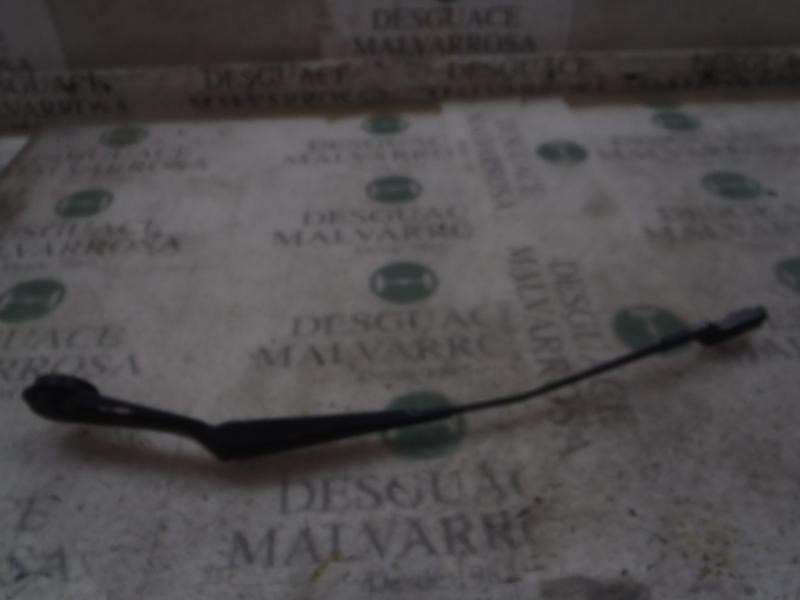 Recambio de brazo limpia delantero derecho para ford focus lim. (cb8) 2.0 tdci cat referencia OEM IAM 1868603  