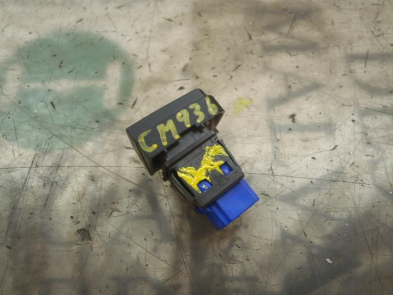 Recambio de warning para peugeot 208 1.2 12v vti referencia OEM IAM 96750916ZD  