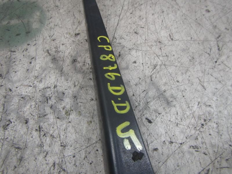 Recambio de brazo limpia delantero derecho para volkswagen golf v berlina (1k1) sportline referencia OEM IAM 1Q195541003C  