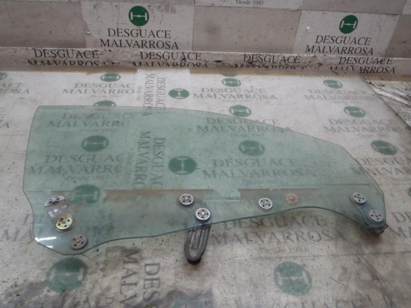 Recambio de cristal puerta delantero derecho para subaru impreza g11 (gd/gg) 2.0r se referencia OEM IAM 61011FE080  