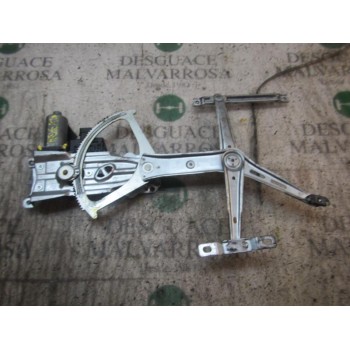 ELEVALUNAS DELANTERO DERECHO 