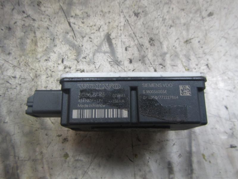 Recambio de modulo electronico para volvo c30 1.6 d momentum referencia OEM IAM 30659718 S180036003 